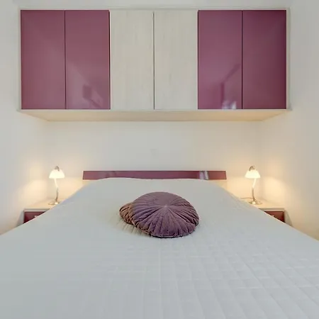 Ive Apartment *